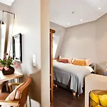 B - Neuer Geist In Alten Mauern: Luxurioes Wohnen In Der Residenzstadt Apartman Gotha