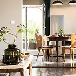 Apartment B - Neuer Geist In Alten Mauern: Luxurioes Wohnen In Der Residenzstadt