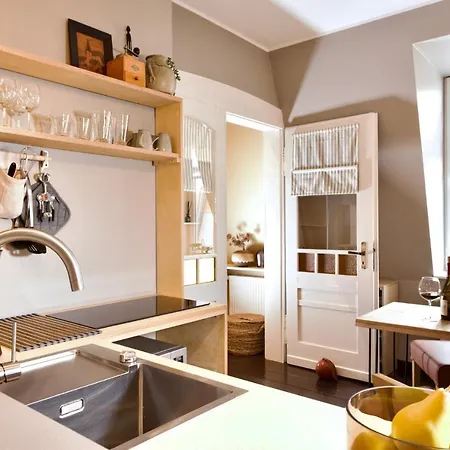 Apartmán B - Neuer Geist In Alten Mauern: Luxurioes Wohnen In Der Residenzstadt