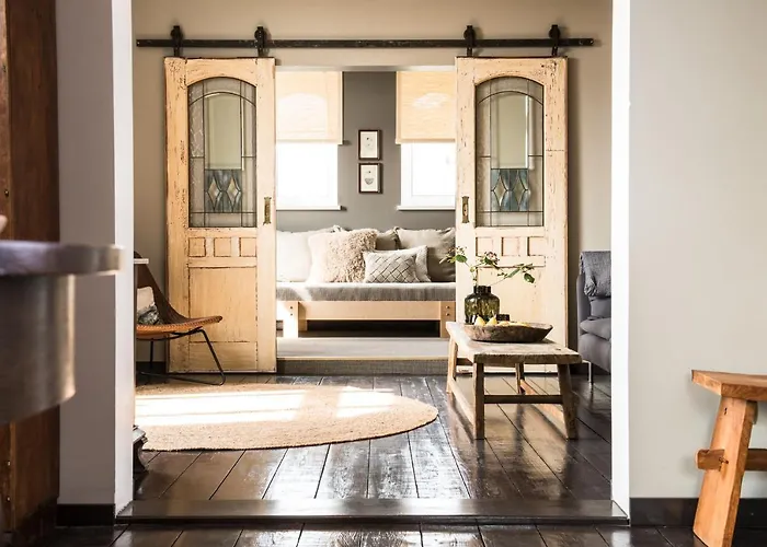 B - Neuer Geist In Alten Mauern: Luxurioes Wohnen In Der Residenzstadt Lejlighed