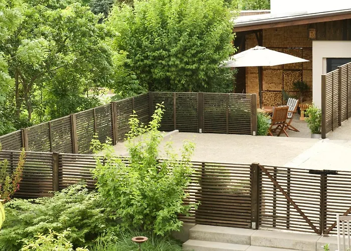 B - Neuer Geist In Alten Mauern: Luxurioes Wohnen In Der Residenzstadt Gotha